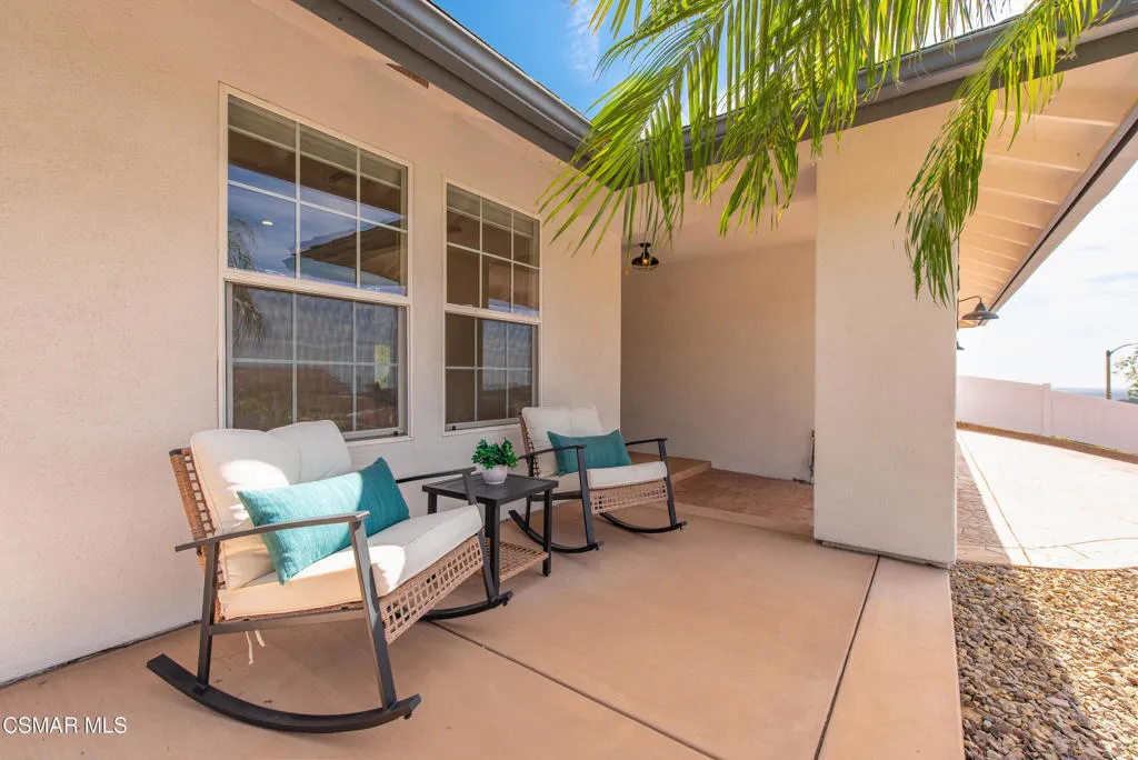 730 Creekmont Court, Ventura, California 93003 home-pic-9