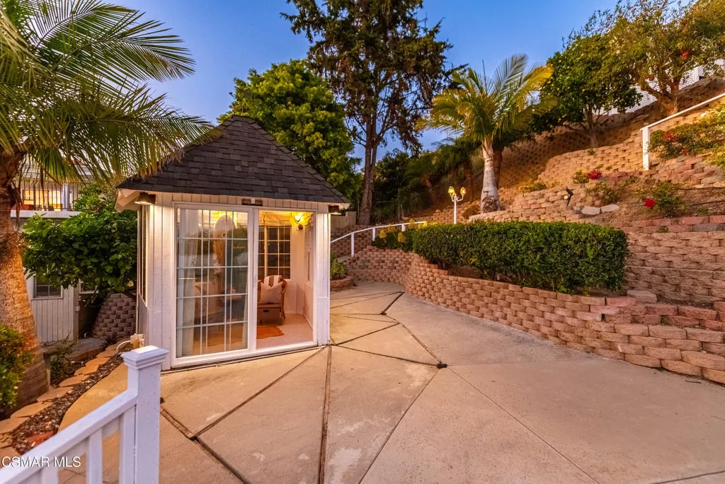 730 Creekmont Court, Ventura, California 93003 home-pic-46