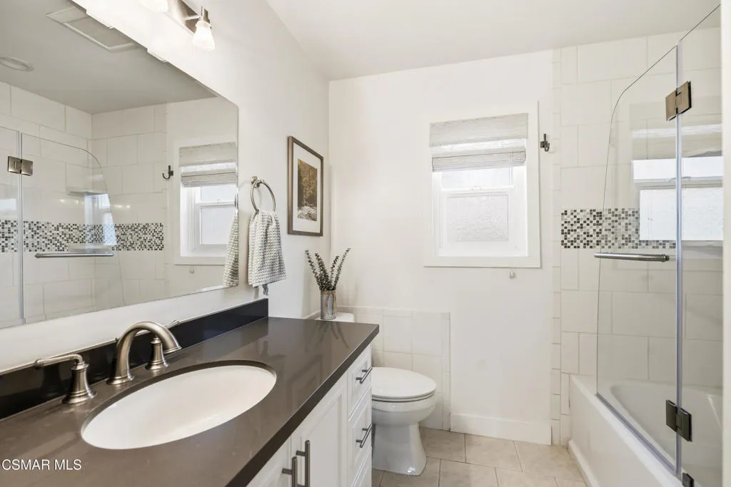 730 Creekmont Court, Ventura, California 93003 home-pic-33