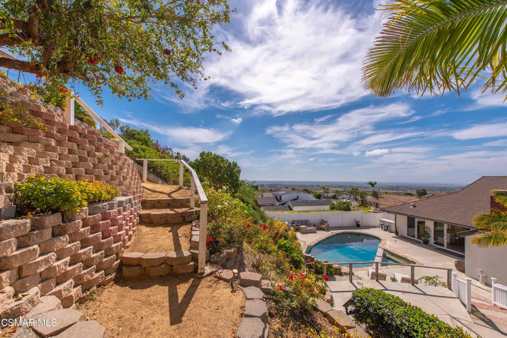 730 Creekmont Court, Ventura, California 93003 home-pic-39