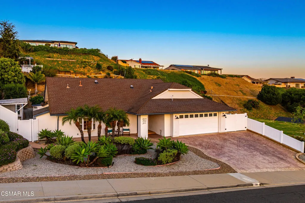 730 Creekmont Court, Ventura, California 93003 home-pic-5