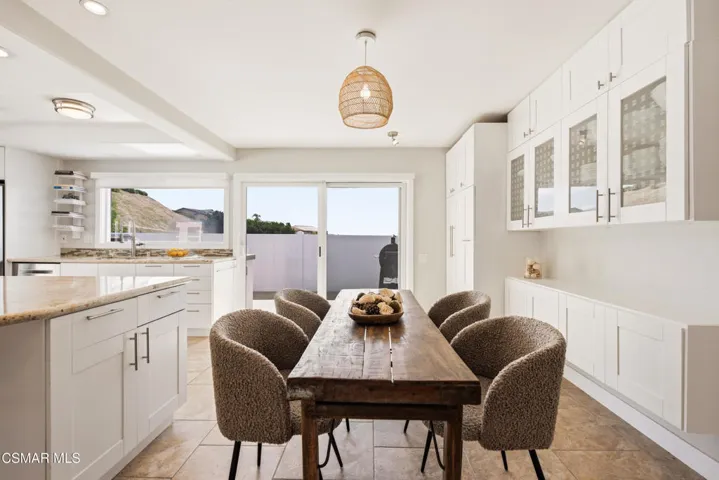 730 Creekmont Ct Ventura-24