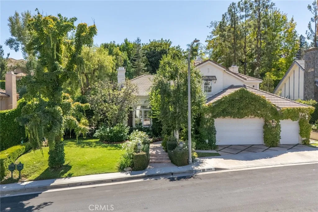 5985 Vista De La Luz, Woodland Hills, California 91367 home-pic-1