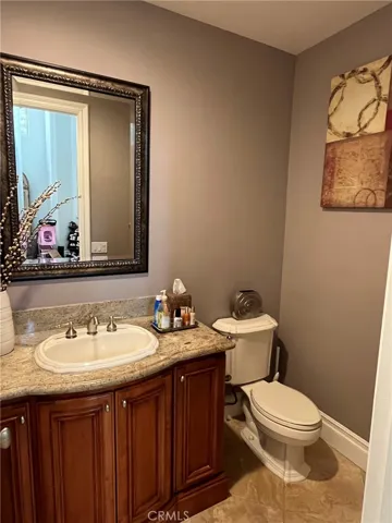3200 Elm Avenue, Manhattan Beach, California 90266