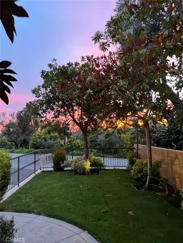 3200 Elm Avenue, Manhattan Beach, California 90266