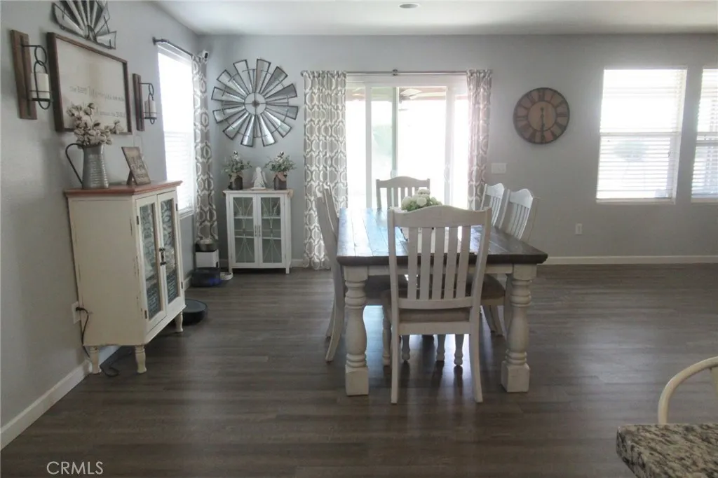 14369 Pioneer Way, Victorville, California 92394 home-pic-5
