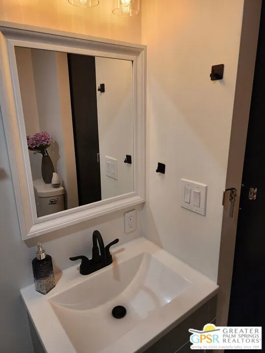 Master Sink