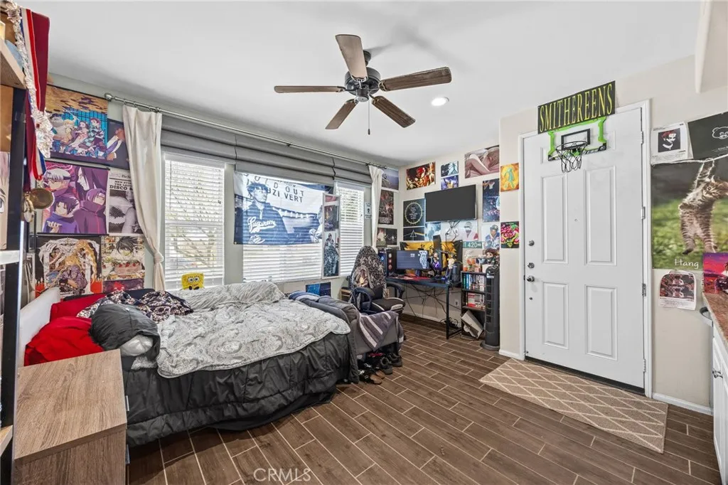 12054 Knight Court, Victorville, California 92392 home-pic-18