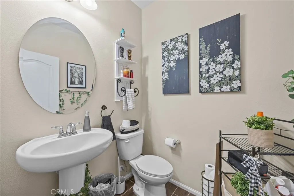 12054 Knight Court, Victorville, California 92392 home-pic-8