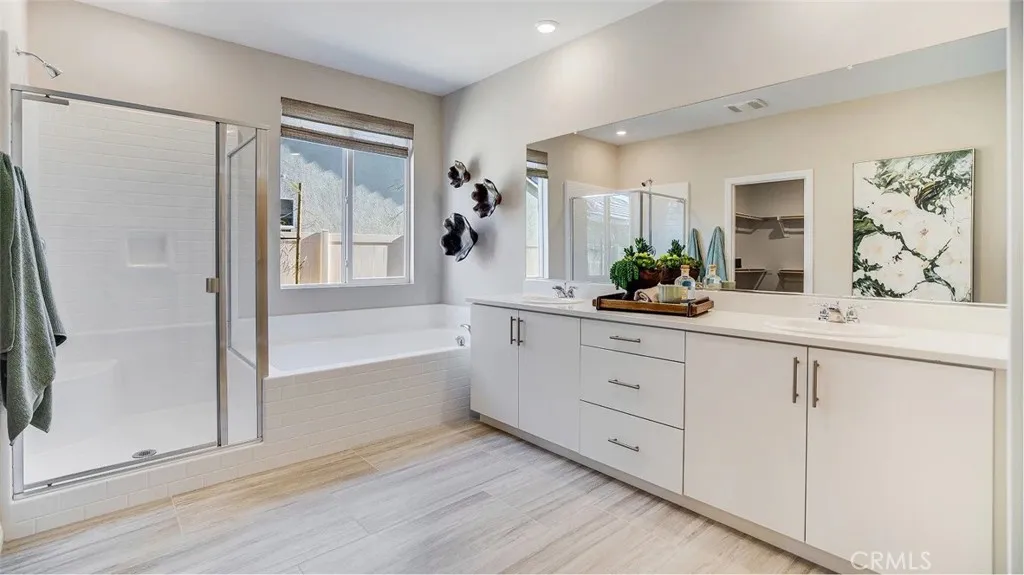 17561 Bassets Street, Hesperia, California 92345 home-pic-16