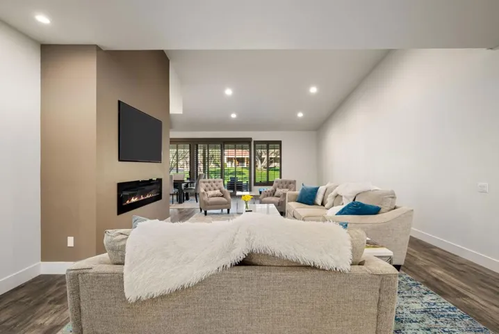 17-web-or-mls-JCOroGrande_OPMG_0325_017