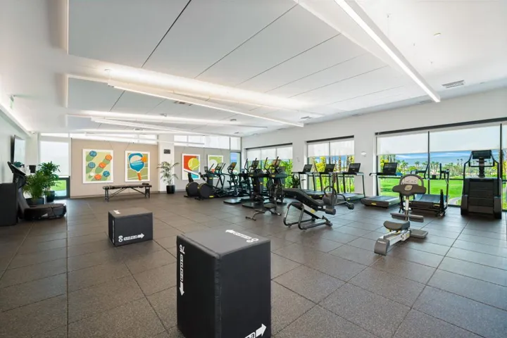 29-web-or-mls-Desert Horizons25_OPMG_082