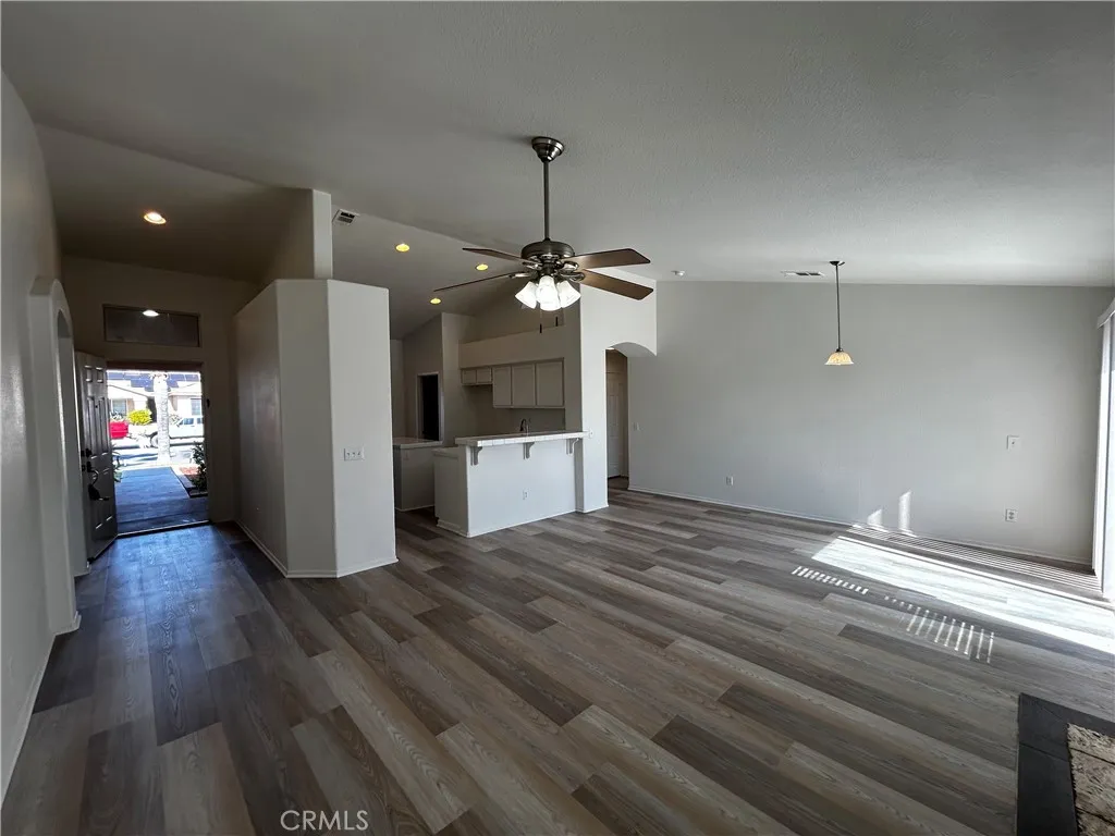 36996 Pomerol Loop, Winchester, California 92596 home-pic-5
