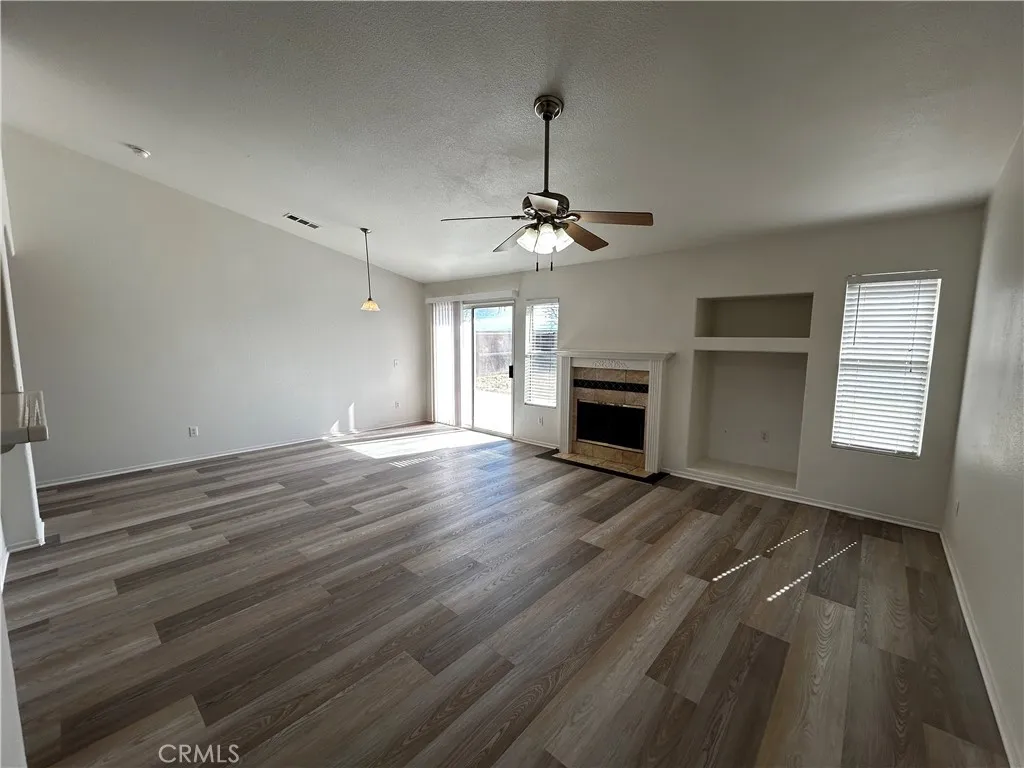 36996 Pomerol Loop, Winchester, California 92596 home-pic-4