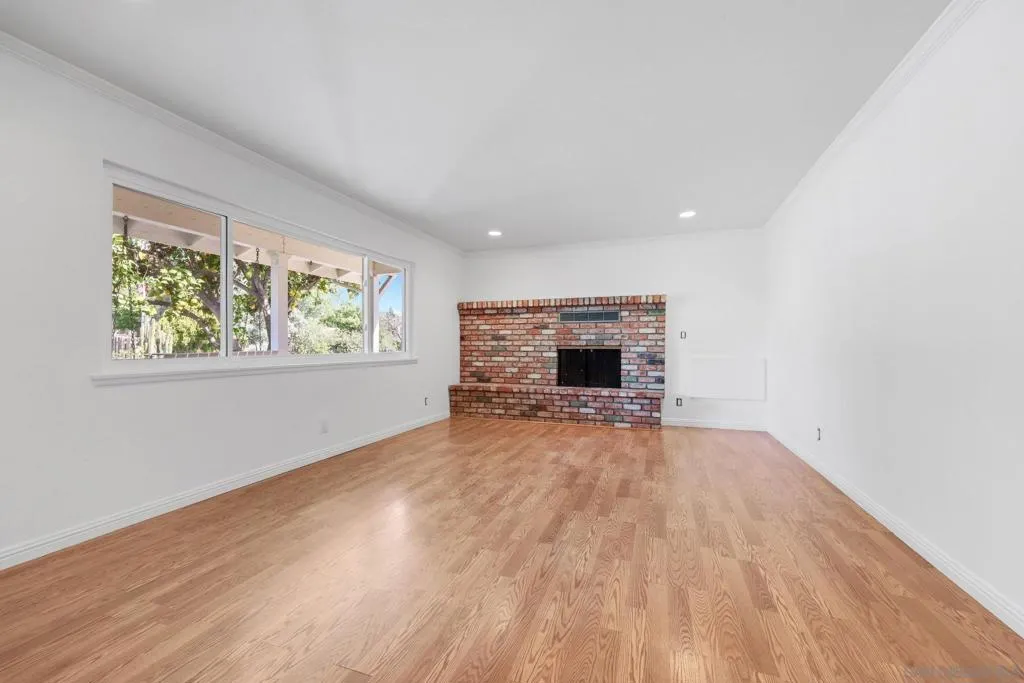 741 Rossiter Lane, Fallbrook, California 92028 home-pic-9