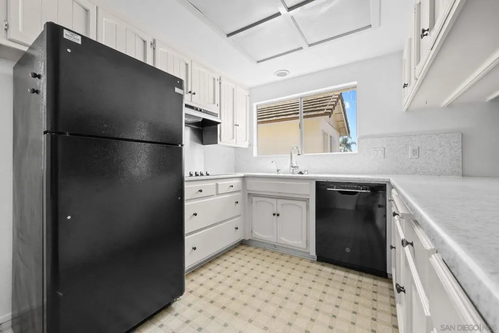 741 Rossiter Lane, Fallbrook, California 92028 home-pic-15