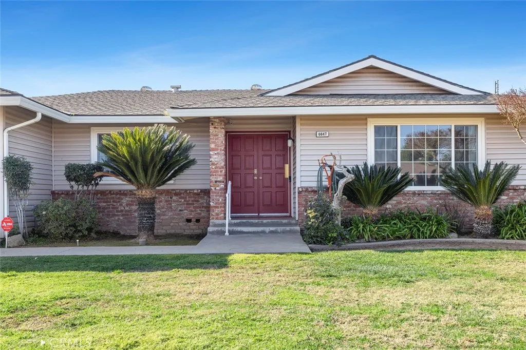 6647 N Anna Street, Fresno, California 93710 home-pic-1