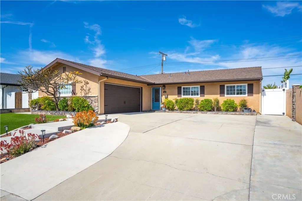 4611 Myra, Cypress, California 90630 home-pic-2