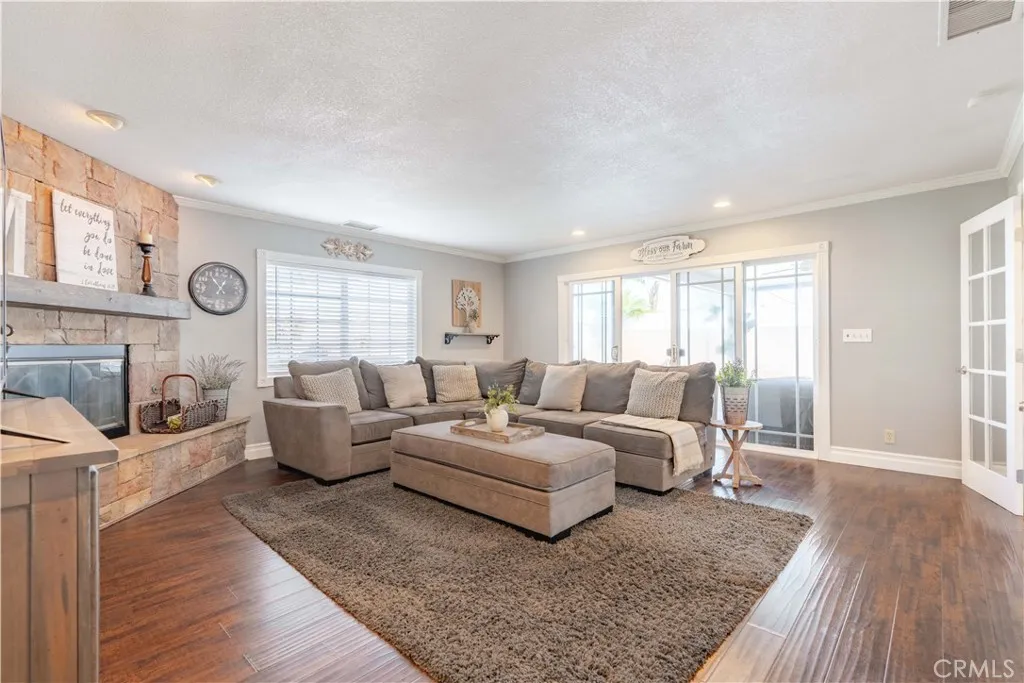 4611 Myra, Cypress, California 90630 home-pic-23