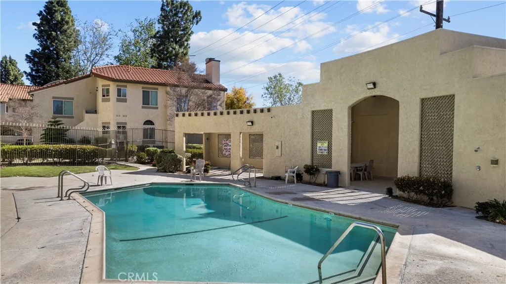 3264 Darby, Simi Valley, California 93063 home-pic-38