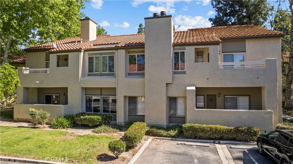 3264 Darby, Simi Valley, California 93063 home-pic-30