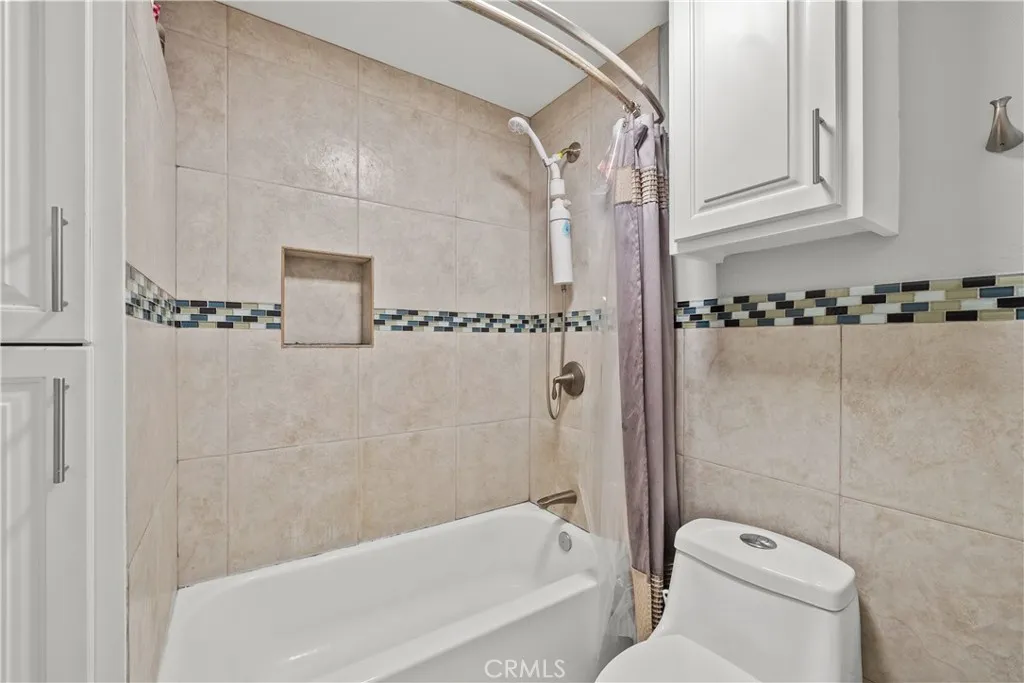 3264 Darby, Simi Valley, California 93063 home-pic-22