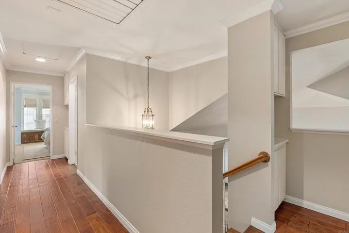 Landing /Walkway - view from Prim Bdrm