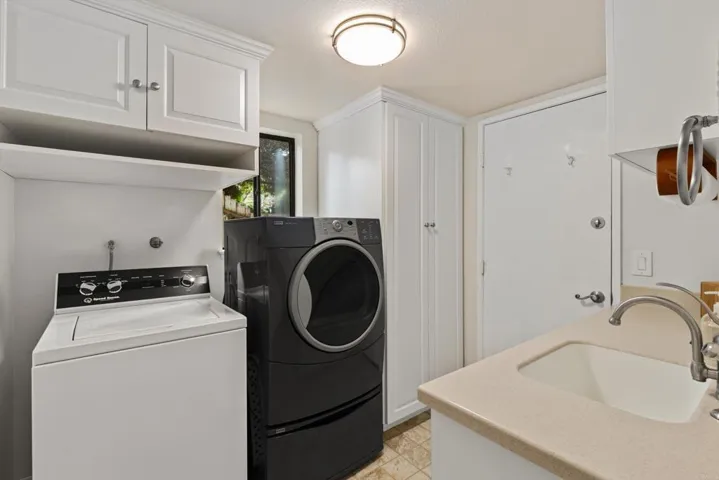 Utility Room (down)