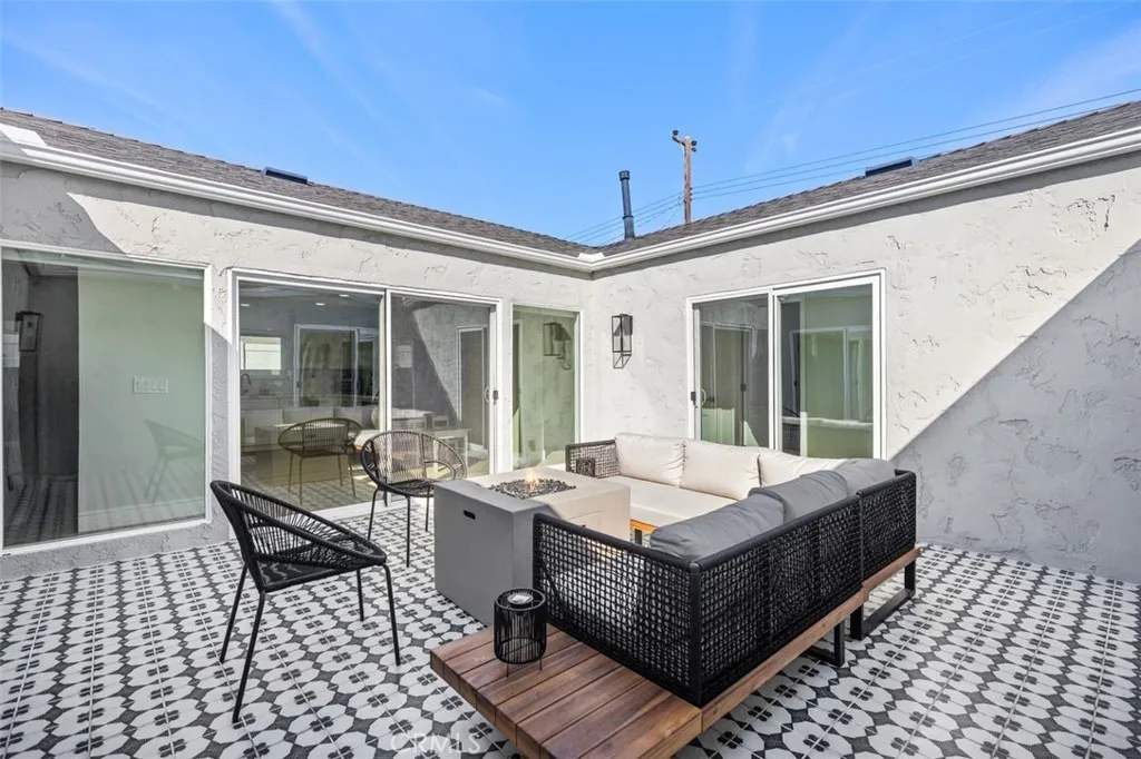 16342 Gentry, Huntington Beach, California 92647 home-pic-30