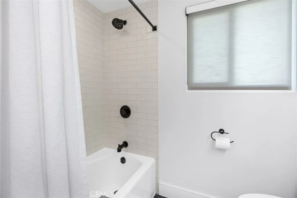 16342 Gentry, Huntington Beach, California 92647 home-pic-21