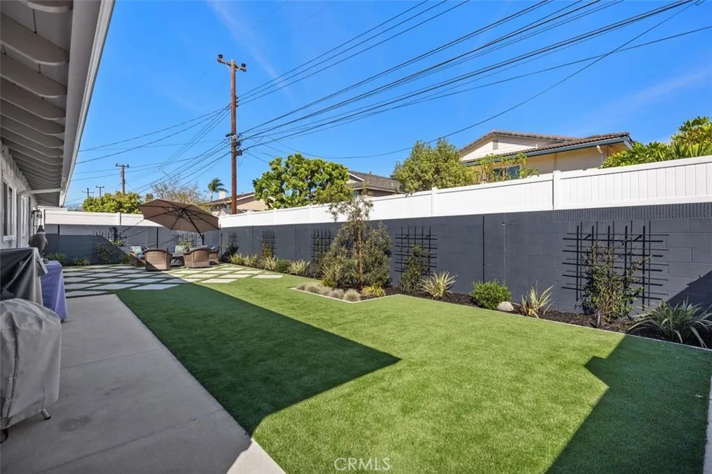 16342 Gentry, Huntington Beach, California 92647 home-pic-34