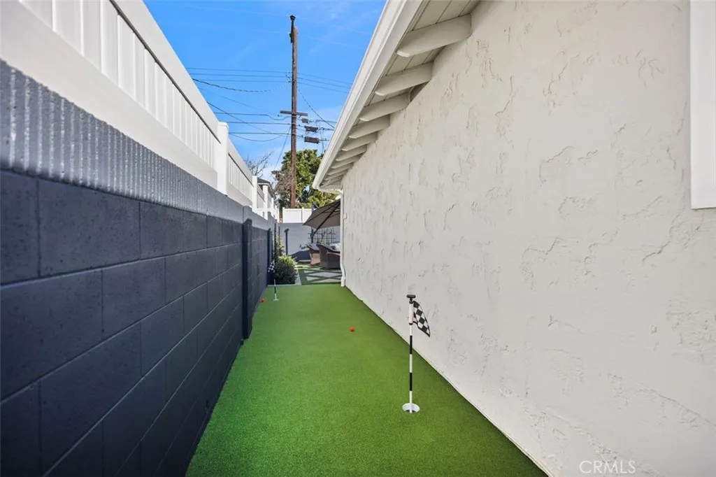 16342 Gentry, Huntington Beach, California 92647 home-pic-37