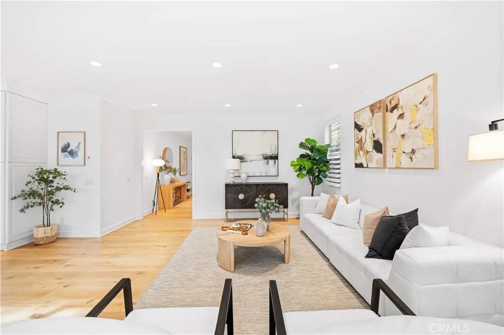 230 Shelbourne, Irvine, California 92620 home-pic-8