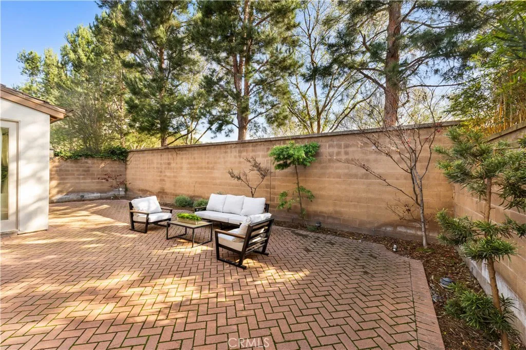 230 Shelbourne, Irvine, California 92620 home-pic-27