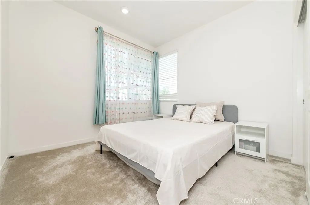 3675 S Nexa Paseo, Ontario, California 91761 home-pic-18