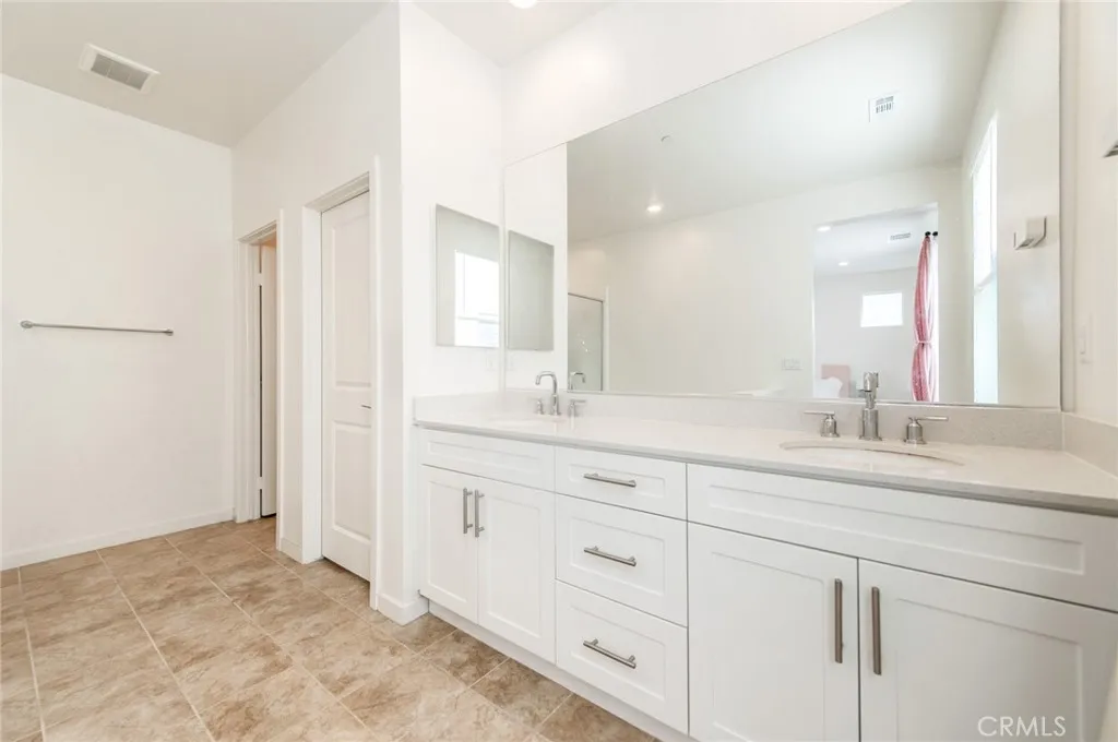 3675 S Nexa Paseo, Ontario, California 91761 home-pic-24