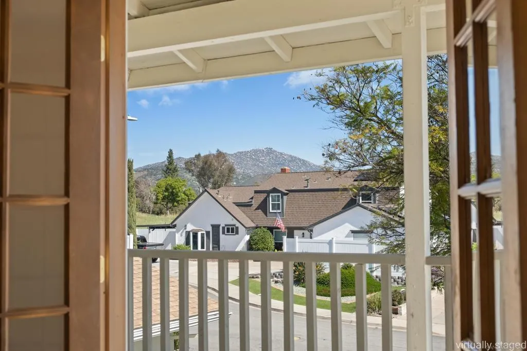 14334 Sandown Ct, Poway, California 92064 home-pic-26