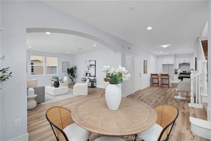 11237 Gladhill Road 4, Whittier, California 90604
