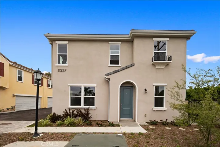 11237 Gladhill Road 4, Whittier, California 90604