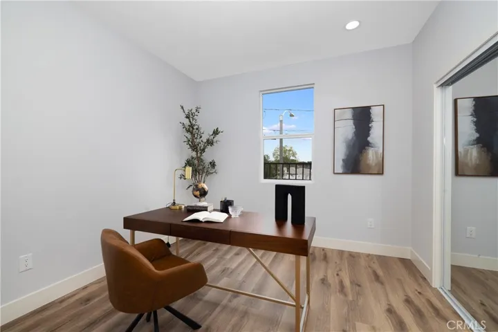 11237 Gladhill Road 4, Whittier, California 90604
