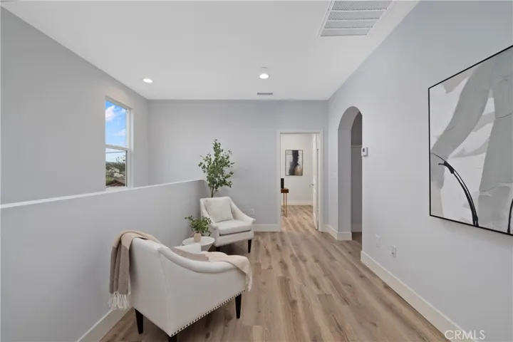 11237 Gladhill Road 4, Whittier, California 90604