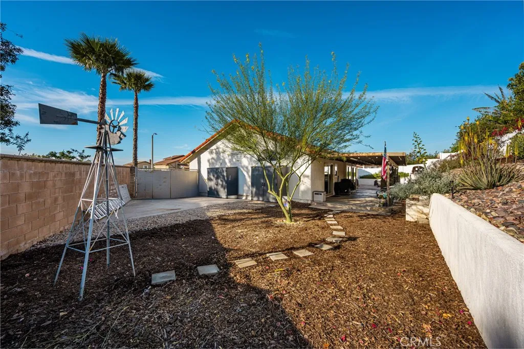 1116 W Craig, Rialto, California 92377 home-pic-25