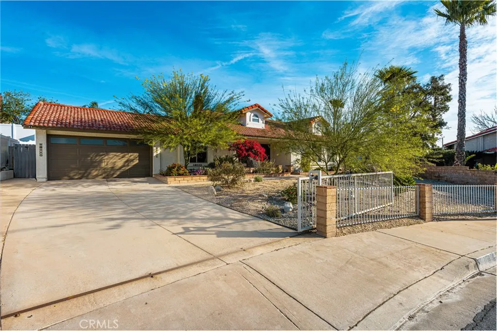 1116 W Craig, Rialto, California 92377 home-pic-1
