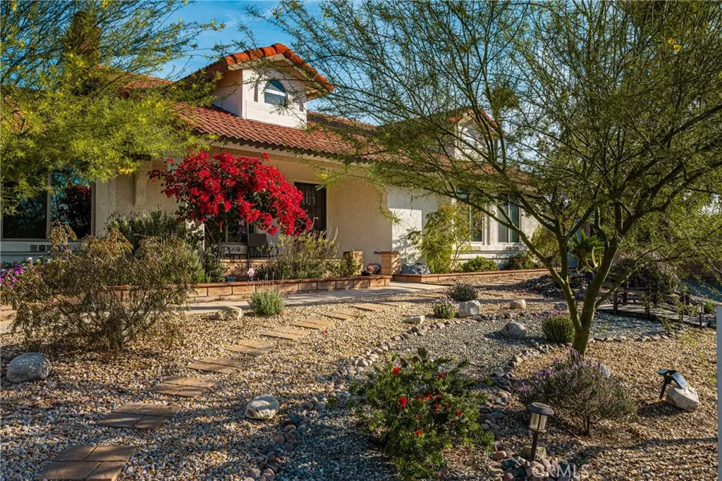 1116 W Craig, Rialto, California 92377 home-pic-35