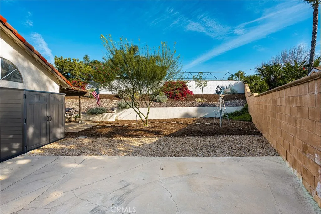 1116 W Craig, Rialto, California 92377 home-pic-37