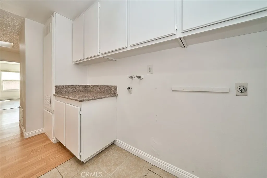 1728 Shadehill Pl, Diamond Bar, California 91765 home-pic-32