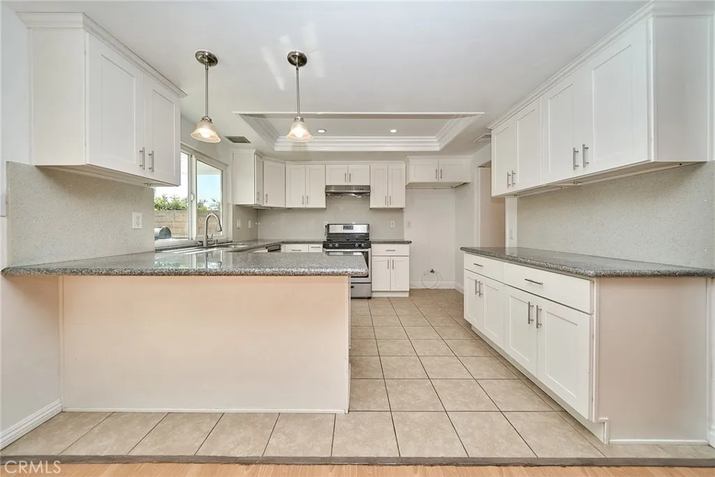 1728 Shadehill Pl, Diamond Bar, California 91765 home-pic-17