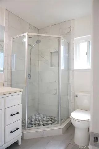Main House - Bathroom #2