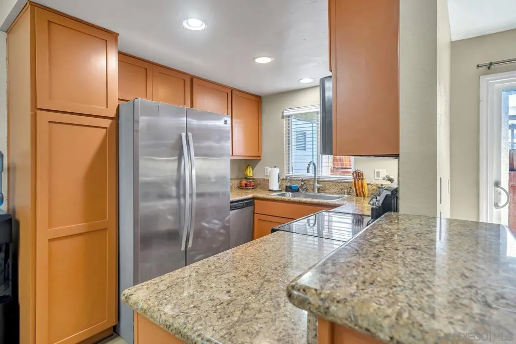 495 San Pascual Valley Road 142, Escondido, California 92027 home-pic-3
