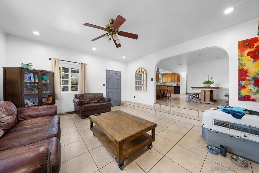 1465 S 40th St., San Diego, California 92113 home-pic-38